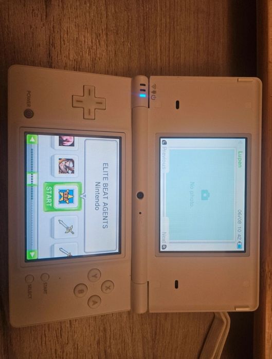 Nintendo ds + gry + aksesoria