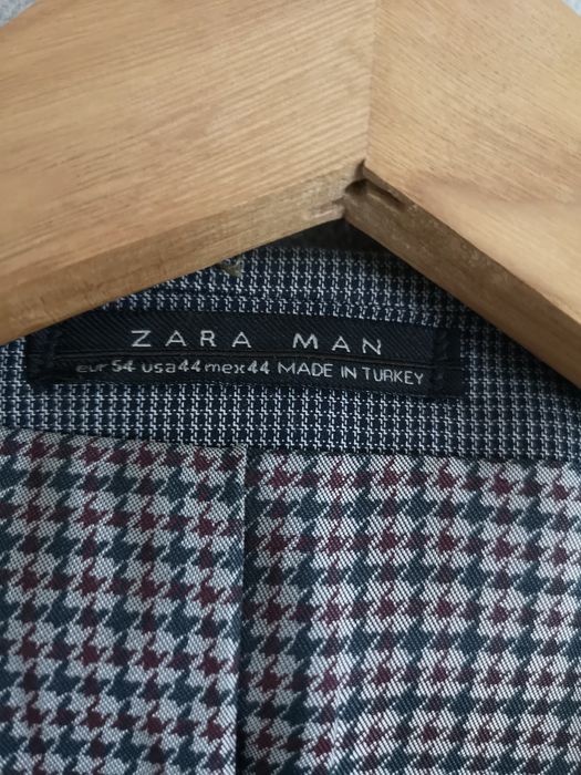 Fato de homem Marca Zara