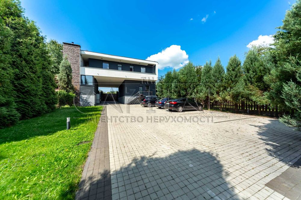 Ексклюзивна  VIP Резиденція свій парк, озеро, Обухівський район