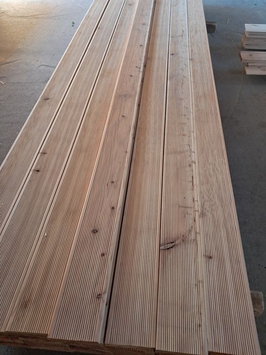 Deska tarasowa  Modrzew gr, 22mm i 28 mm x 150 mm