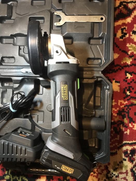 шлиф машинка(болгарка) аккумуляторная NITEO TOOLS 20