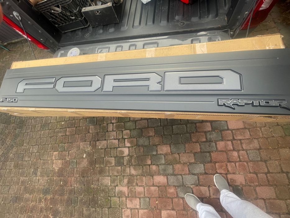 Ford Raptor f150 plastik na klape orhinal
