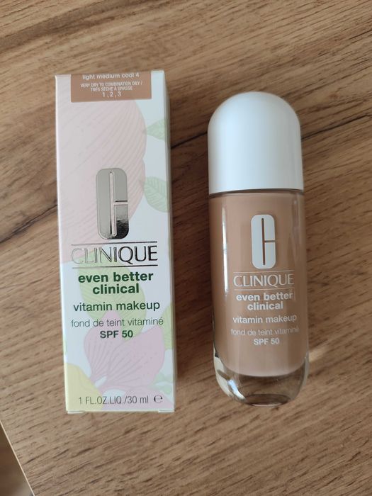 Nowy podkład Clinique Event better clinical vitamin makeup spf 50
