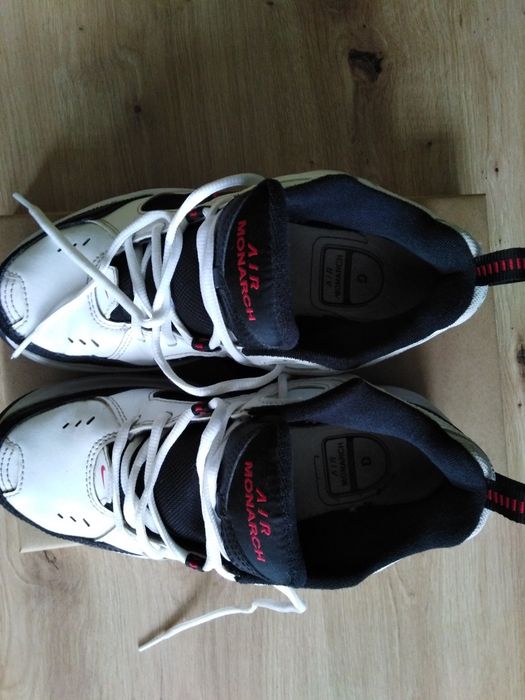 Buty nike air monarch IV