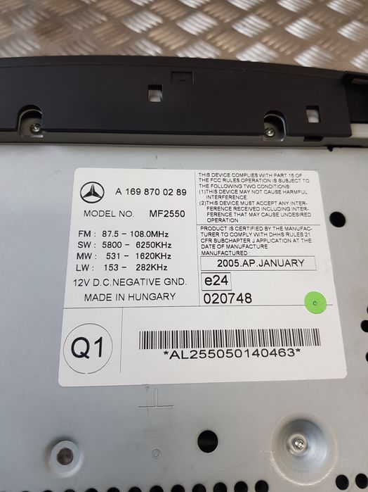 Radio Mf2550 A1698700289 Mercedes W169 04R- Europa