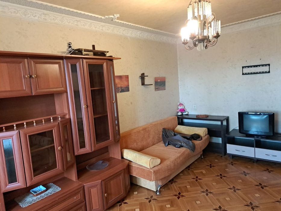 Сдам 1к улучшенку 40 кВ, м. Победа 5мин. Арендаторов с детьми берем.