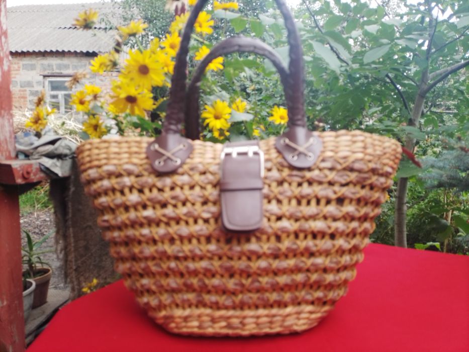 Женские сумочки (кожаные,текстильные,пластиковые  миникейс)