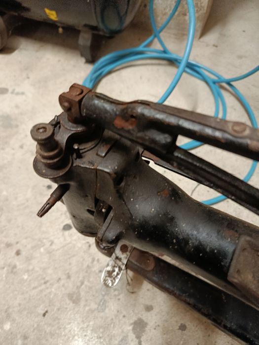 Singer zabytkowa maszyna do szycia