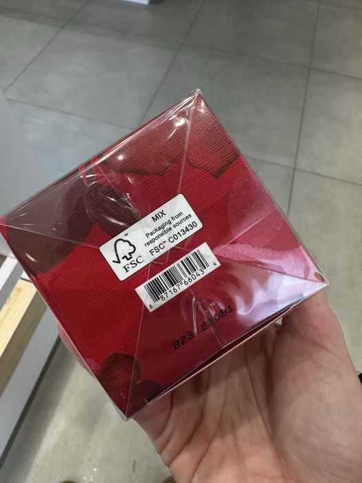 Nowy perfum Rose de Grasse Rouge Aerin