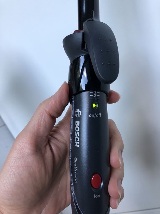 Lokówka Bosch Brilliant Care Quattro - lon z funcją jonizacji