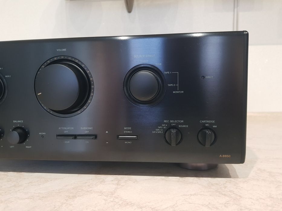 ONKYO Integra A-8850.  Усилитель. Отличное состояние
