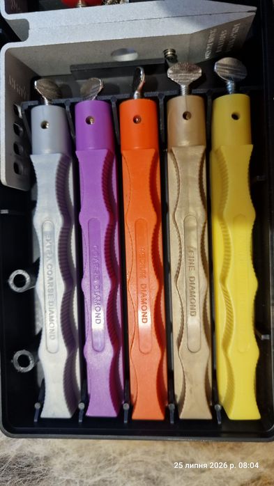 Точильна система Lansky Deluxe Diamond Knife Sharpening System LKDMD