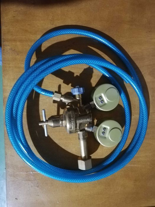 Válvula de redução de pressão HERCULES M70 com manómetros