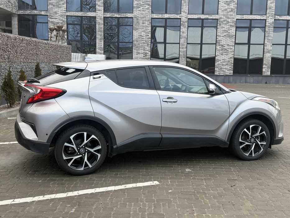Продам tayota c-hr