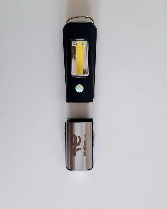New Flashlight with Multitool433536348539463687