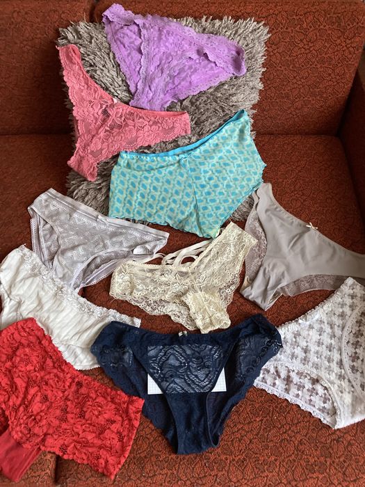 Комплекти,стрінги,танга,колготи,пеньюари
