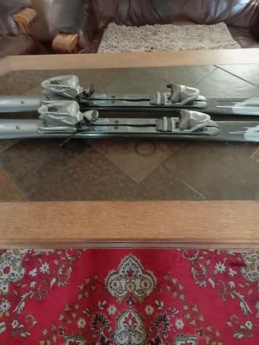 Продам лижі в комплекті з черевиками