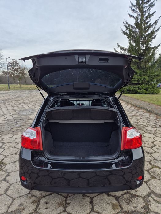 Toyota Auris 1.6 Benzyna Polift