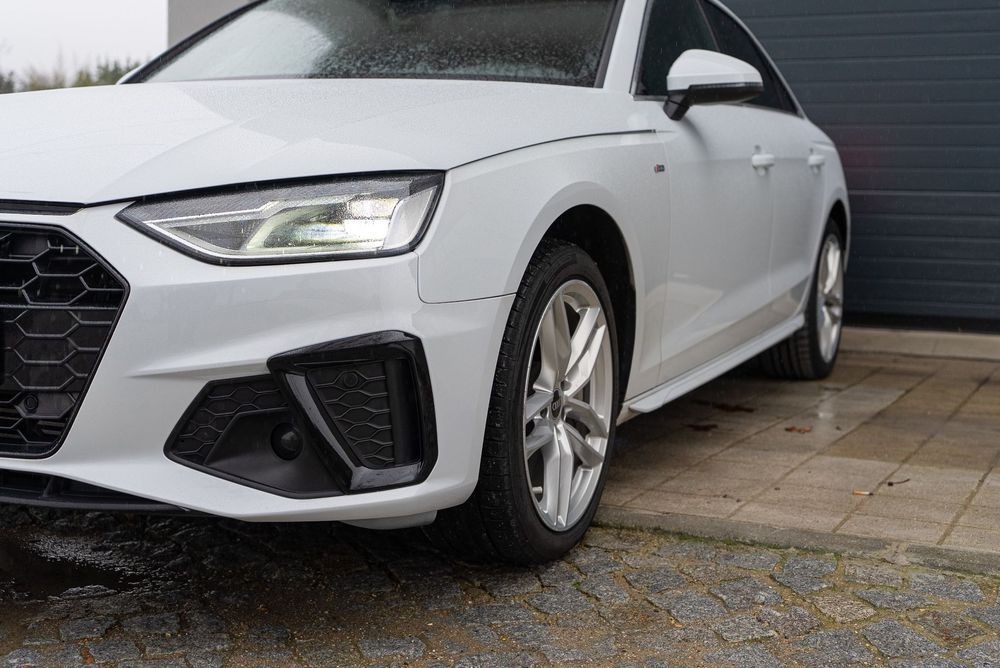 Audi A4 45 TFSI quattro S line S tronic