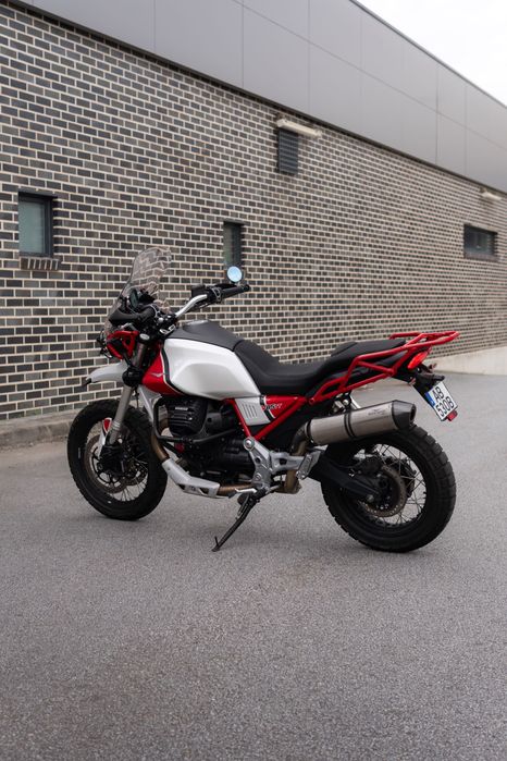 2020 Moto Guzzi  V85 TT