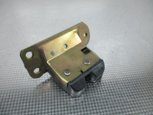 Fechadura / fecho da mala VOLVO S40 I (VS)
