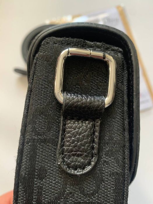 Сумка Christian Dior чорна, стильна та універсальна, в наявності