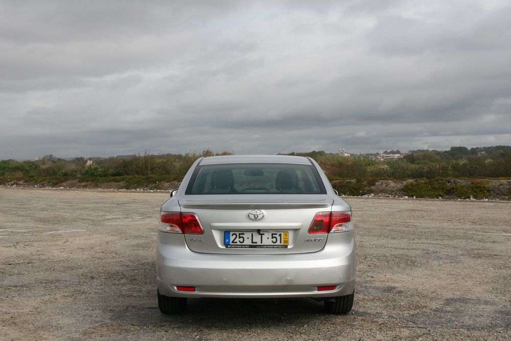 Toyota Avensis 2.0 D-4D Sol