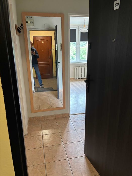 Sprzedam mieszkanie - kawalerkę w centrum Zgierza