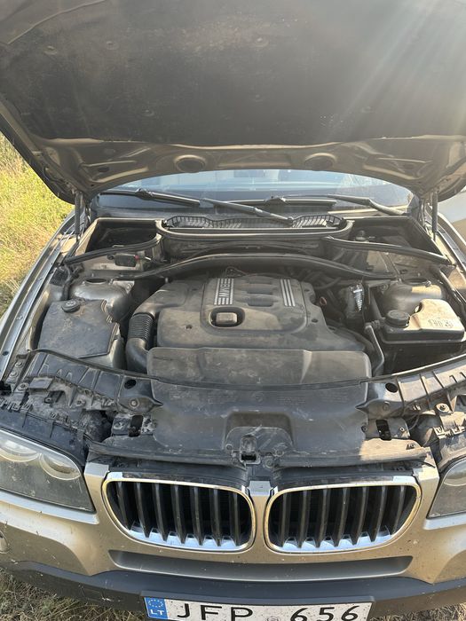 Продам BMW X3.