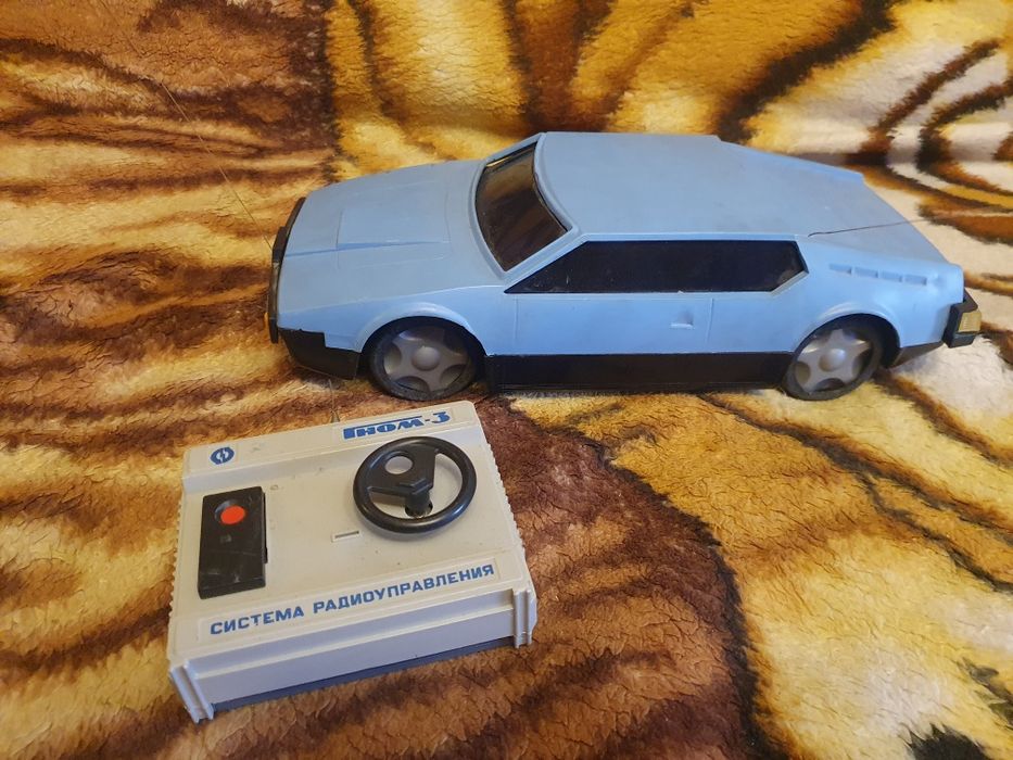 Autko zdalnie sterowane stare