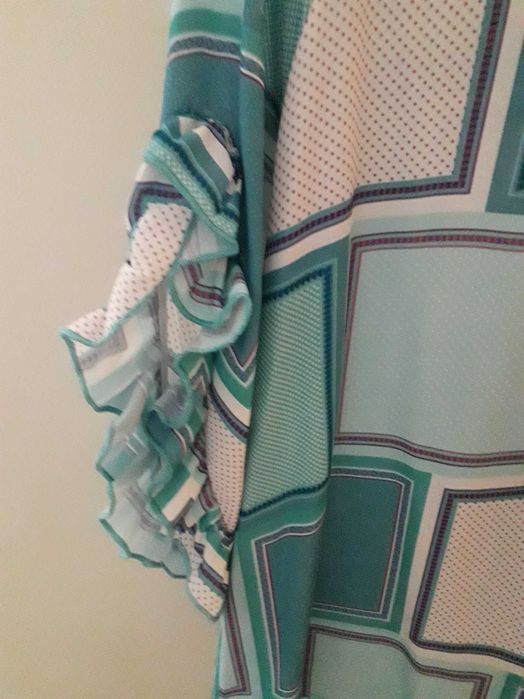 Tunica Anirene em tons verde água e tuquesa (NOVA COM ETIQUETA)