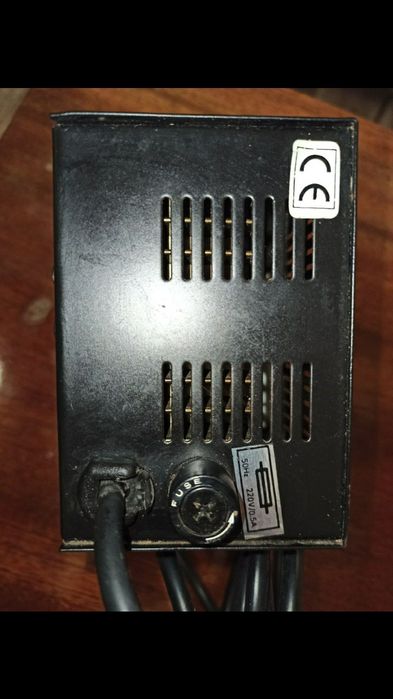 Трансформаторный блок питания К35 для радио аппаратуры.