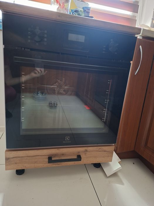 Piekarnik electrolux praktycznie nowy