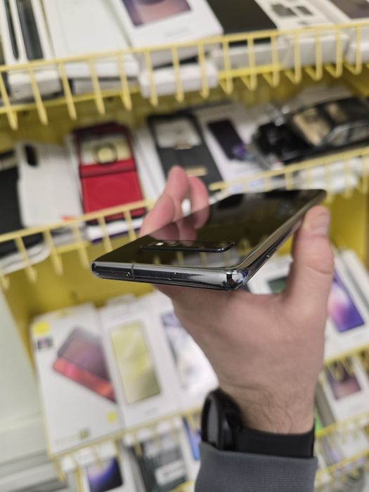 Samsung Galaxy S10 plus 8/128gb Ceramic black офіційний