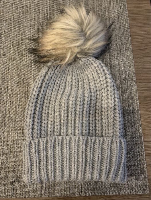 Czapka zimowa szara.