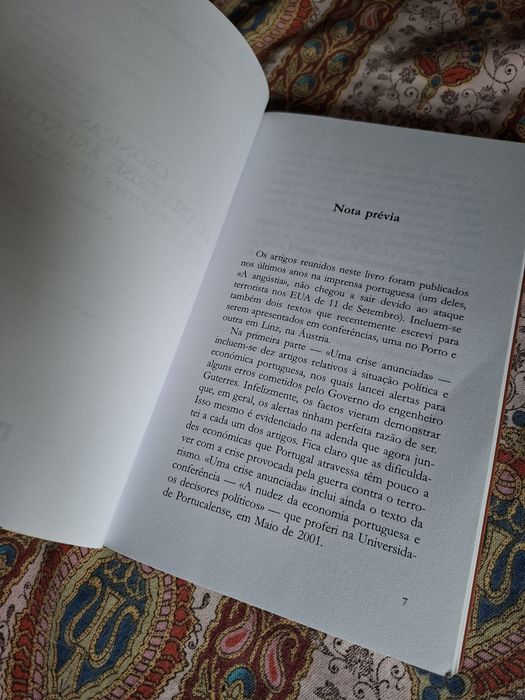 Crónicas de Uma Crise Anunciada E Outros Textos de Aníbal Cavaco Silva