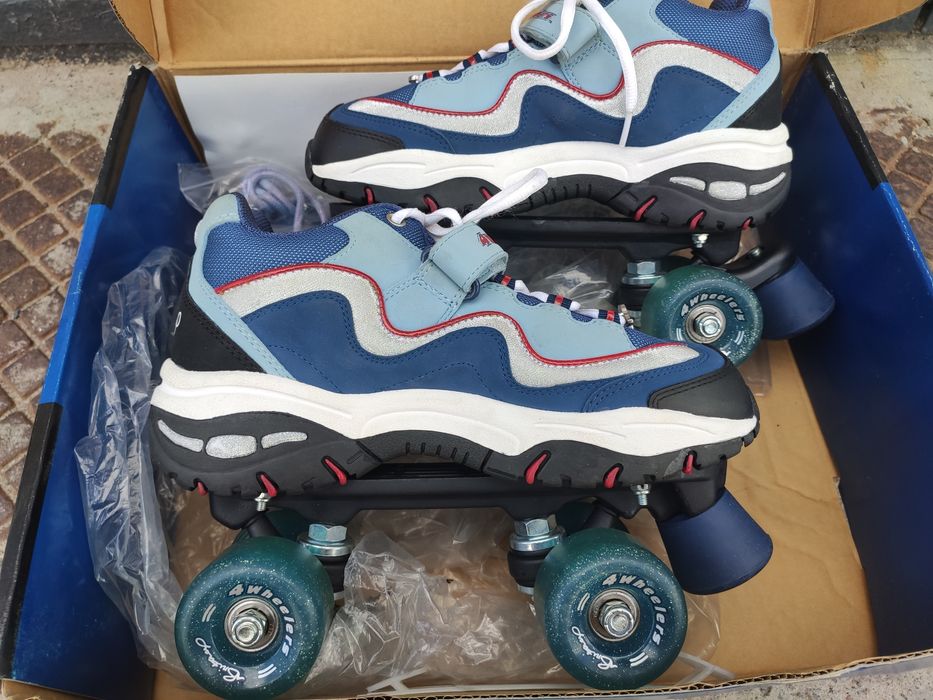 britney spears skechers roller skates