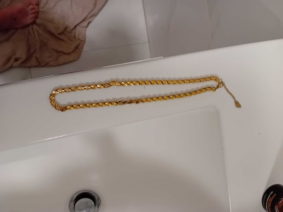 Colar aço dourado unisexo