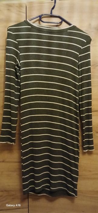 Sukienka Reserved 134