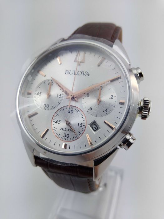 Bulova 96B370  частота колебаний 262 кГц, сапфир, хронограф, календарь