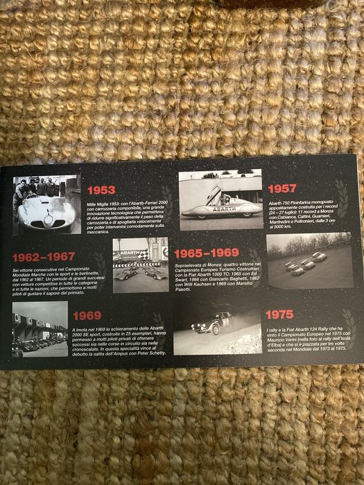 Catálogo Abarth 695 XSR yamaha edition. Versão italiana