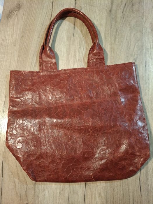 torba prawdziwa skóra tłoczona we wzory czerwono brązowa Leather