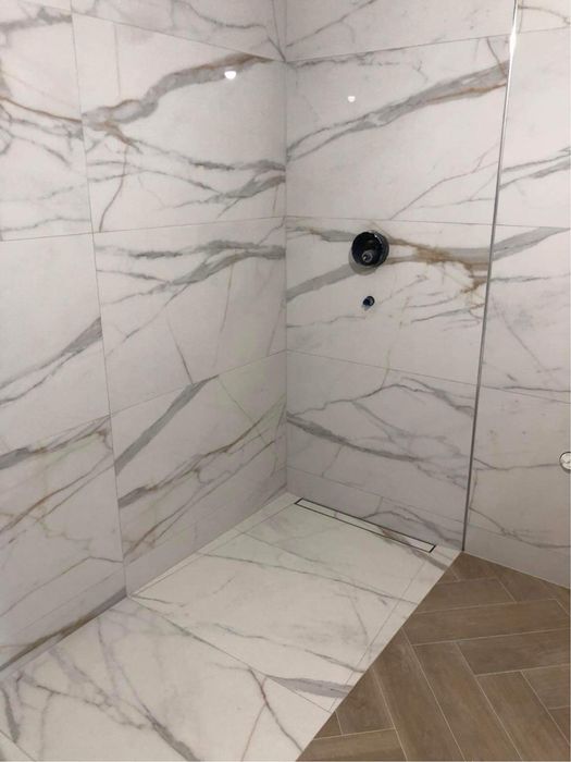 Uslugi glazurnicze Remonty Łazienek Płytkarz