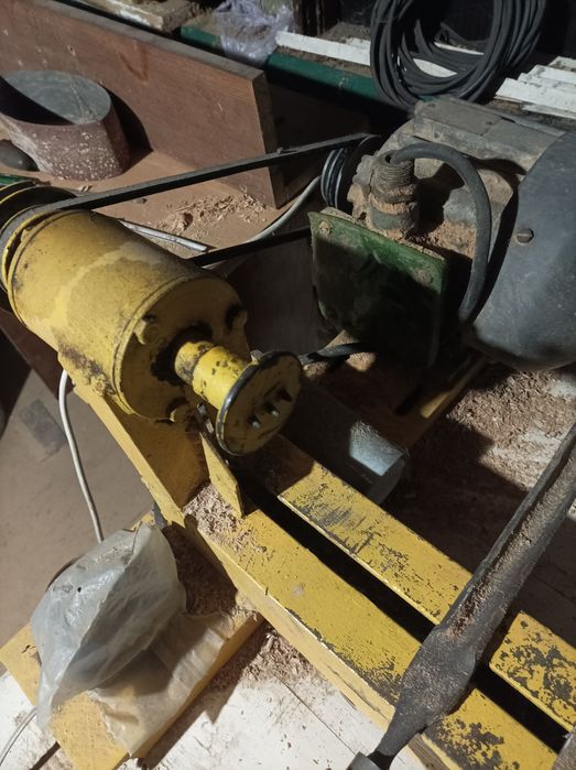 Продам Токарний по дереву а гарному робочому стані самовивіз
