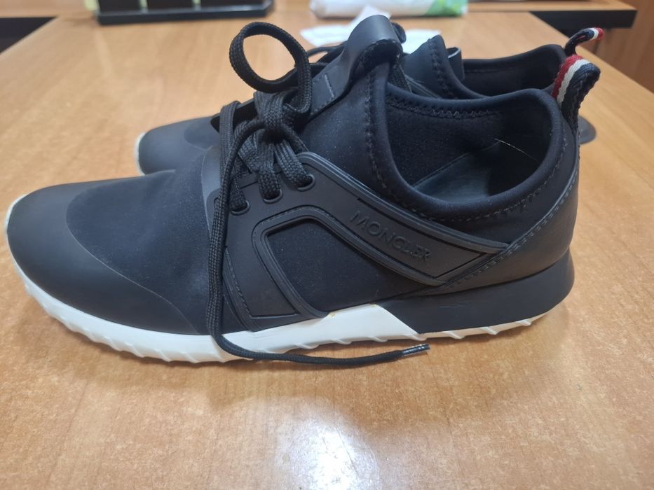 Кросівки MONCLER