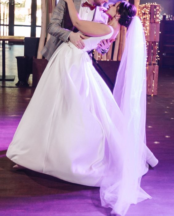 Свадебное платье, весільна сукня