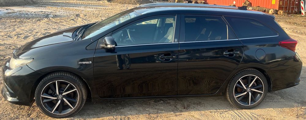Toyota Auris Auris E18 kombi 1.8 Hibryda Poliftowy Okazja 2018