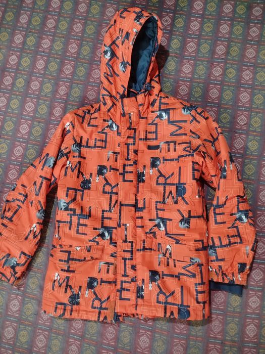 Дитяча оранжева куртка