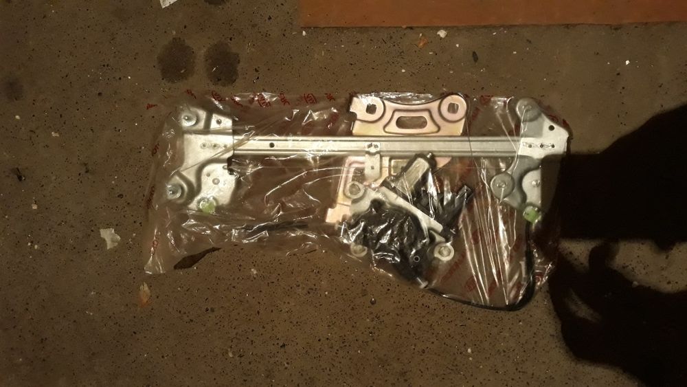 Стеклоподьемник киа