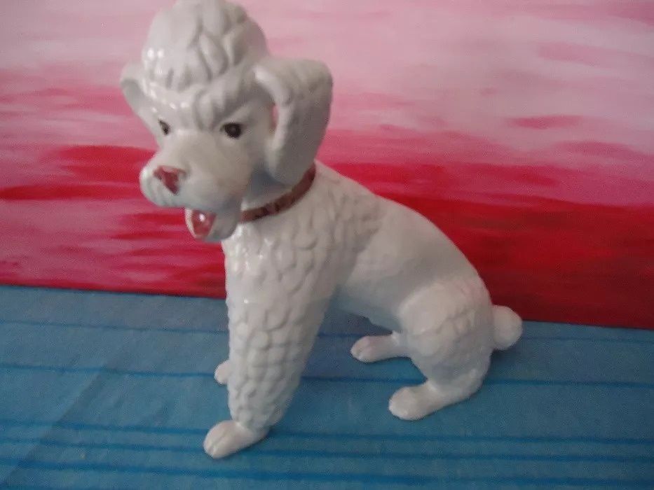 Cão de Porcelana